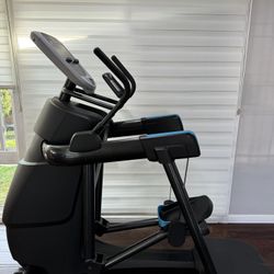 Precor AMT