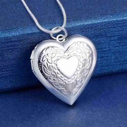 925 Sterling Silver Hart Picture Frame Pendant Necklace 