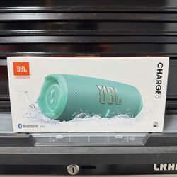 JBL CHARGE 5 - Portable Waterproof  Bluetooth Speaker with Powerbank USB Charge out, 20 hours playtime, JBL Partyboost