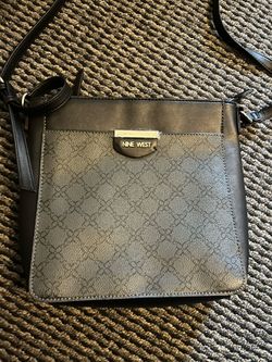 Women's handbags $10 each