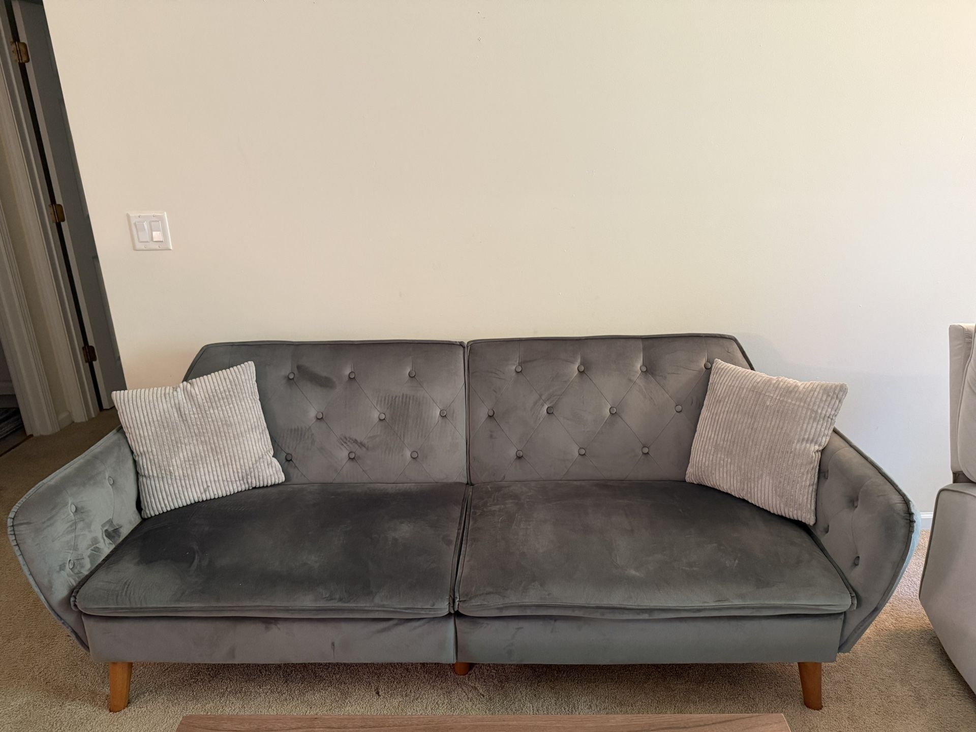 Grey Couch / futon