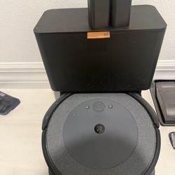 Roomba I5+ self emptying robot vacuum