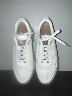 Chloe’s women platform shoes