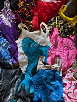 Gymnastics clothes 13 leotards size M and L for girls