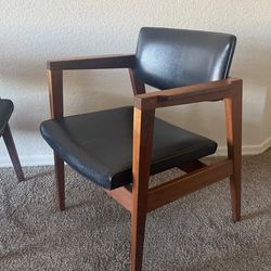 Gunlocke Chairs