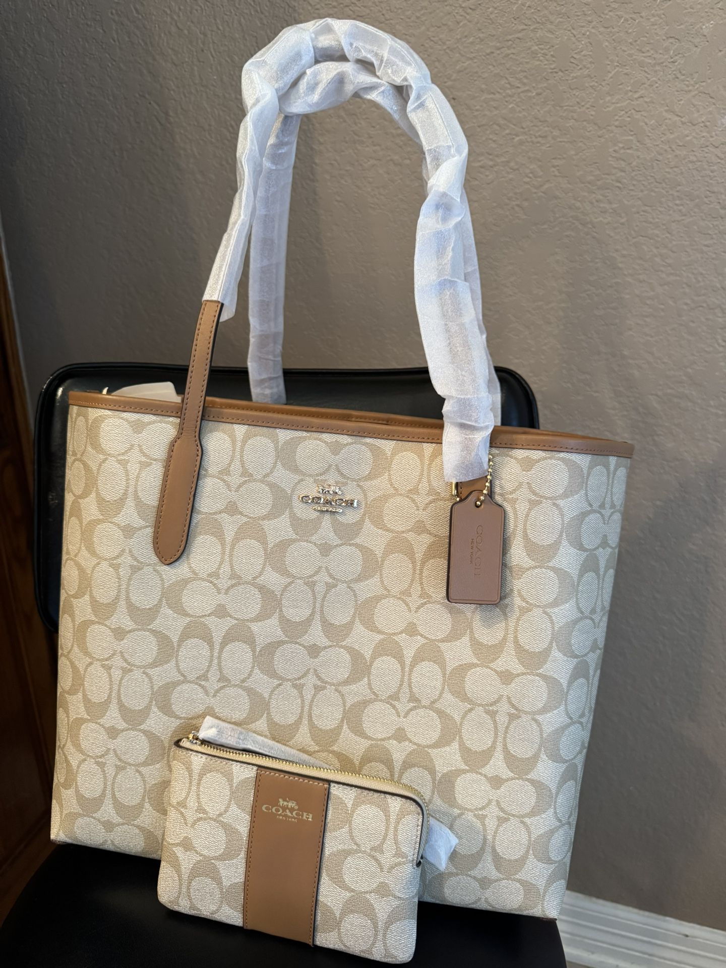 Coach Purse And Wallet New