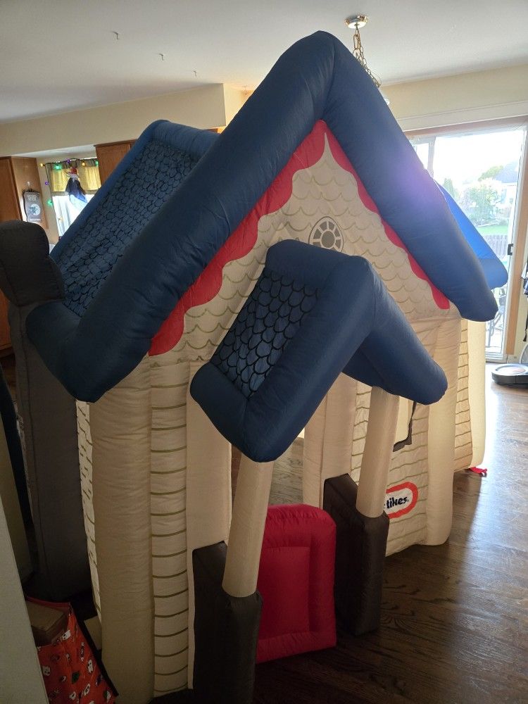 Inflatable Playhouse