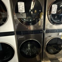 LG Wash tower In Dark Stainless Steel 🦃