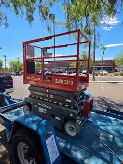 2017 Skyjack SJIII 3219 Scissor Lift