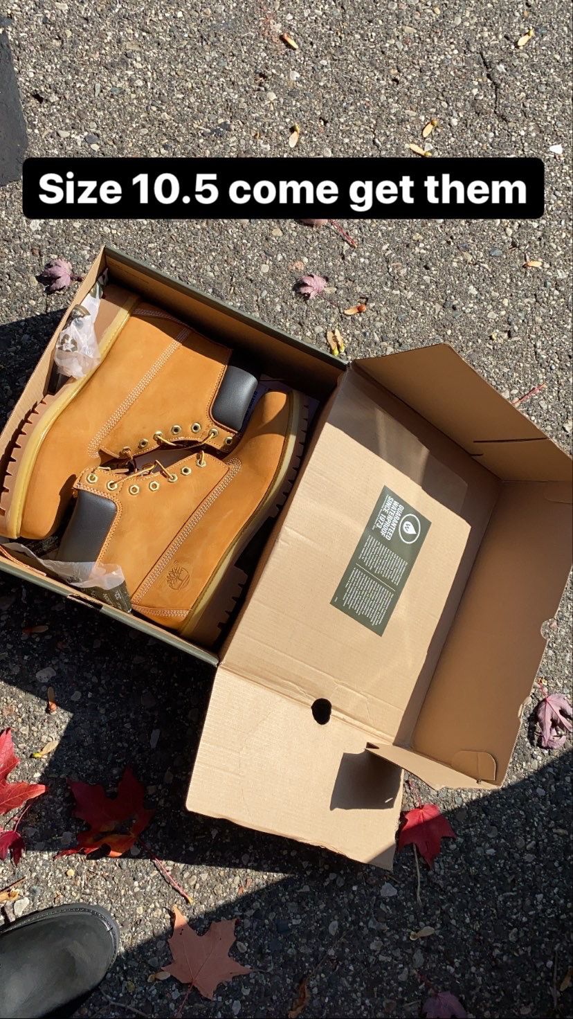 Men’s timberland boots size 10.5
