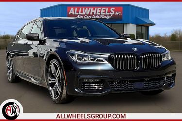 2017 BMW 750i