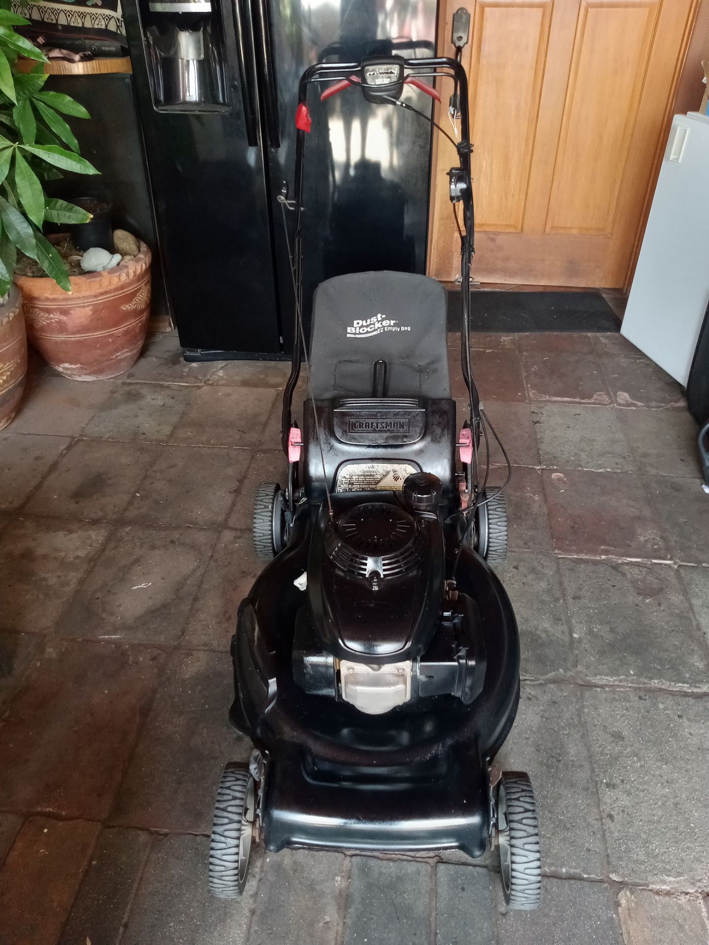 Craftsman lawn mower honda engen GCV 160