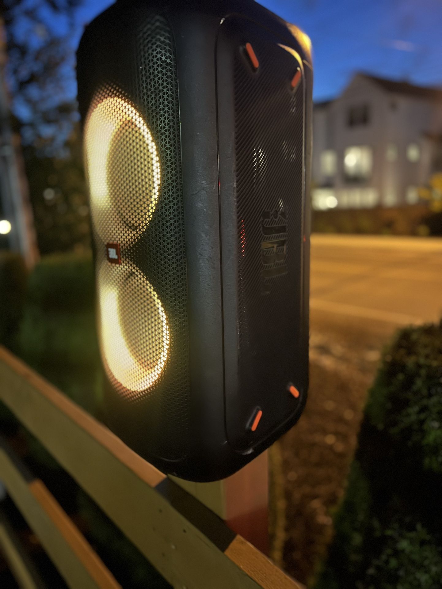 JBL Party Box 100