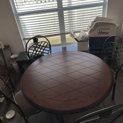 Dining Room Table +4 Chairs + 2 Bar Stool Chairs 