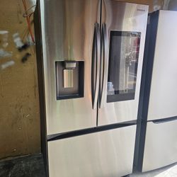 REFRIGERATOR FRENCH DOOR SAMSUNG STAINLESS STEEL COUNTER DEPTH LIKE New 