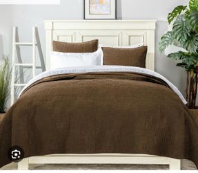 Brandnew Luxury Crushed Velvet Geometric Stitching Bedding Quilt Set with Matching Shams, Queen (90 in x 92 in /1+20 in x 26 in /2), 3 Piece, Brown