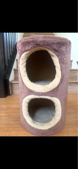 2-Story Plush Cat Condo / House - Cozy Hideout for Indoor Cats