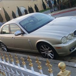 jaguar XJ 