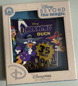 Disney Darkwing Duck 35 Years Limited Edition Pin LE800 D23