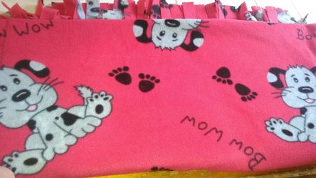 Red dog wow tie blanket