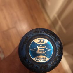Easton Omen baseball bat 33/30 -3 BBCOR