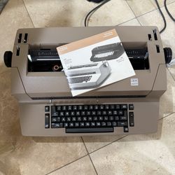 IBM Electric II Correcting Typewriter 