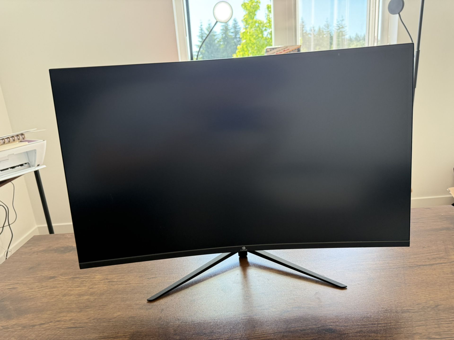 Z-Edge UG27 27-inch Curved Gaming Monitor 16:9 1920x1080 200Hz 1ms Frameless LED Gaming Monitor