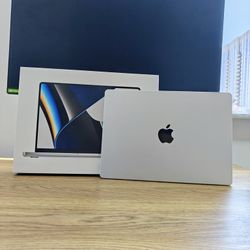 MacBook Pro 14
