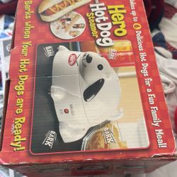 Hero The Hot Dog 🌭 Steamer Could Be A Great Gift PLEASE 