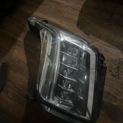 2015-2019 Passenger Side Escalade Light For Parts 