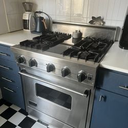 Viking Gas Stove 