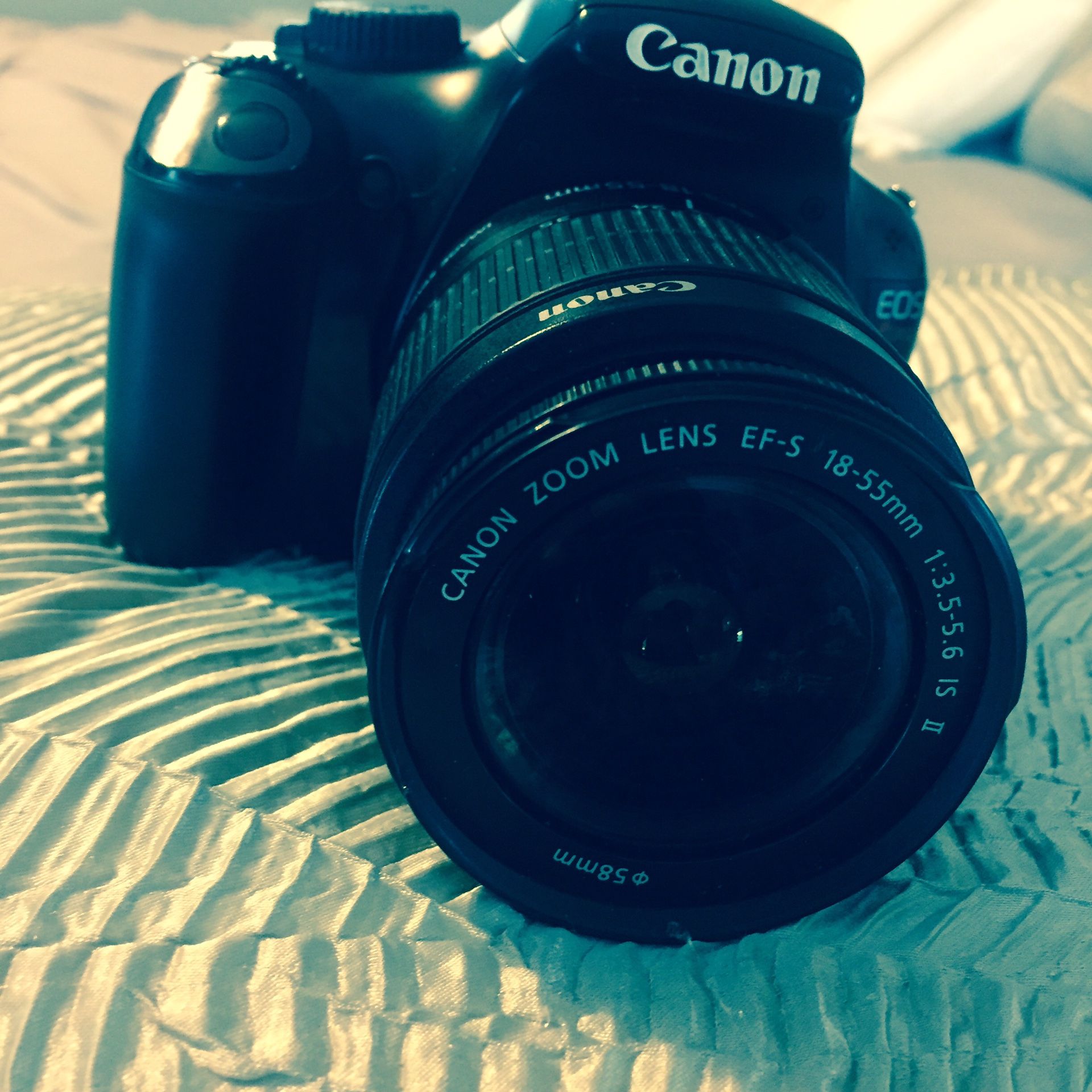 Canon EOS REBEL T3 - DSLR Professional Camera π₯