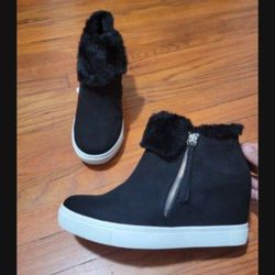 Black Sneaker Wedge Shoes