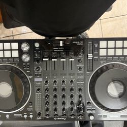 Serato DJ DDJ-1000srt