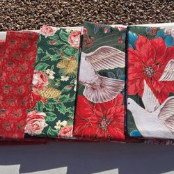 Christmas Fabrics - 5 One Yard Cuts 
