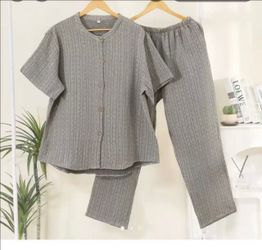 Men's 100% Linen Pajama Set – New with Tags
