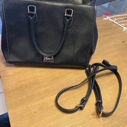 Black Dooney And Bourke Handbag Almost New!!