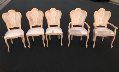 Cream French Style Dining  Table Chairs For Sale (Set Of 5)