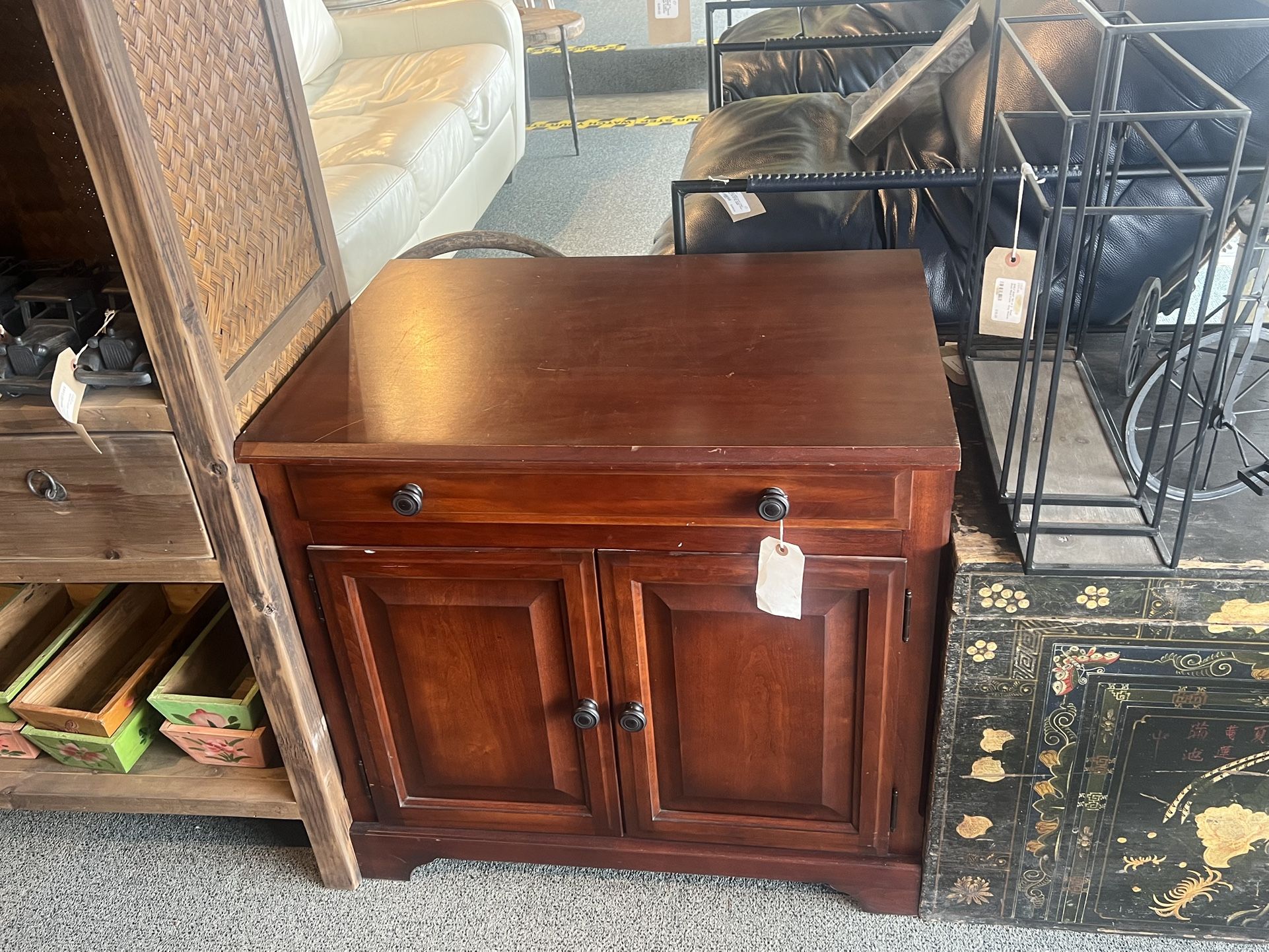 Desk: Winner's Circle Small Cherry Tone Chest/Desk SKU 5JNAE7