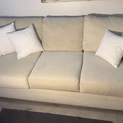 Shabby living spaces sofa