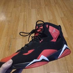 Jordan True Flight 
