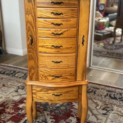 Vintage Makeup Vanity