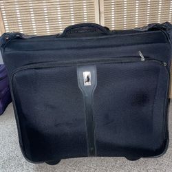 London Fog Garment Travel Bag