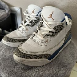 Jordan 3 Retro Size 2Y