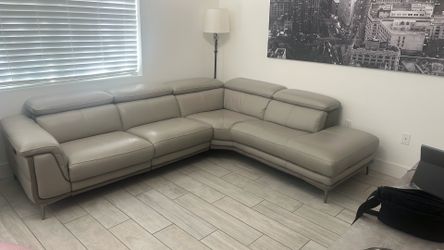 100% Leather Couch Grey 