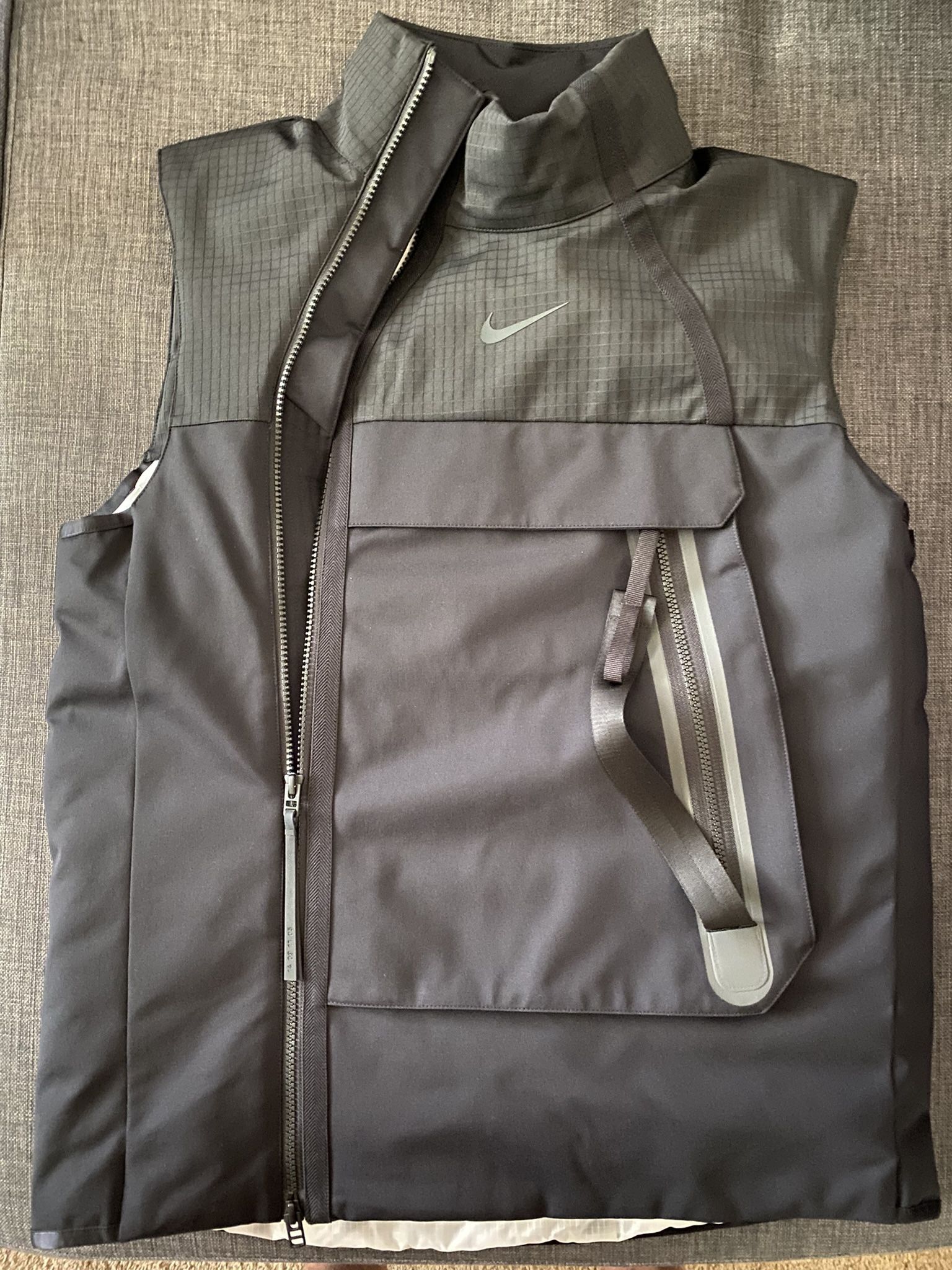 Nike Mens Vest