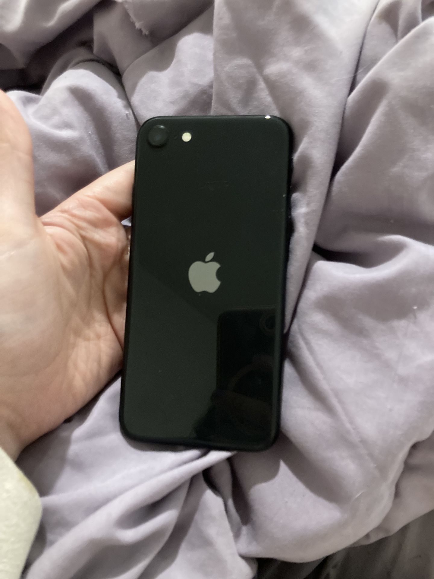 iPhone SE 2020 256GB Unlocked