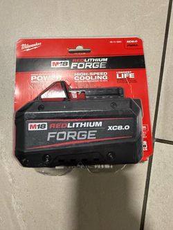 Milwaukee m18 battery forge xc8.0