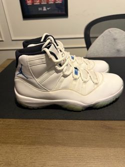 Jordan retro 11’s - Legend Blue
