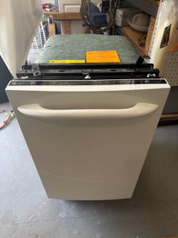 GE Portable Dishwasher 18” W x 24” D x 36” H – Works Great – Portable